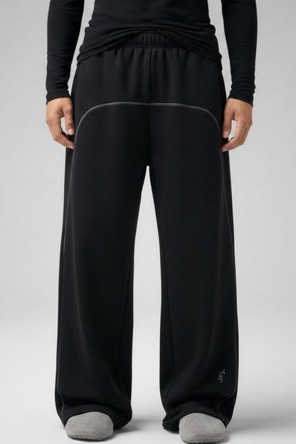 Fleece Sweatpants With Contrast Stitching