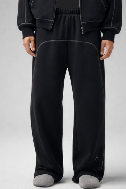 Fleece Sweatpants With Contrast Stitching
